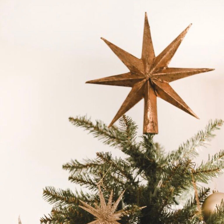 クリスマスツリーのベツレヘムオーナメント