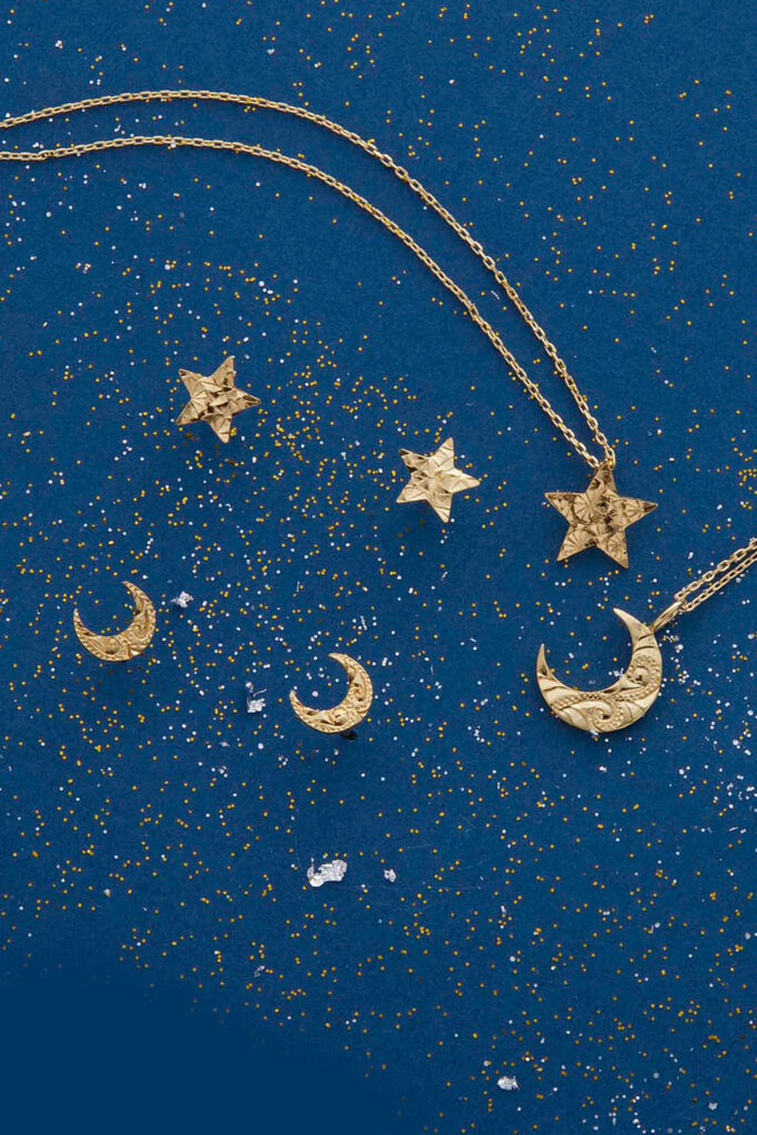 ハワイアンジュエリー星、月ネックレスのコレクション