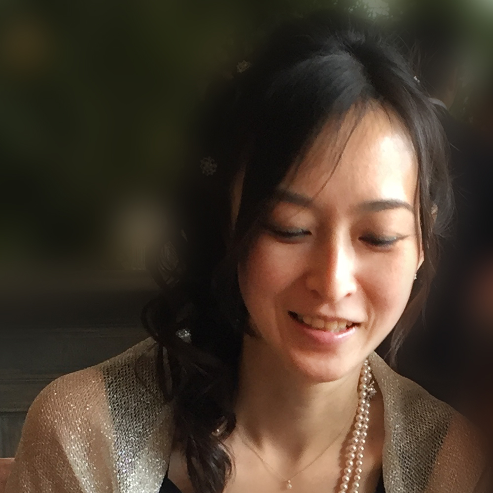 ハワイアンジュエリースタッフ真弓さん