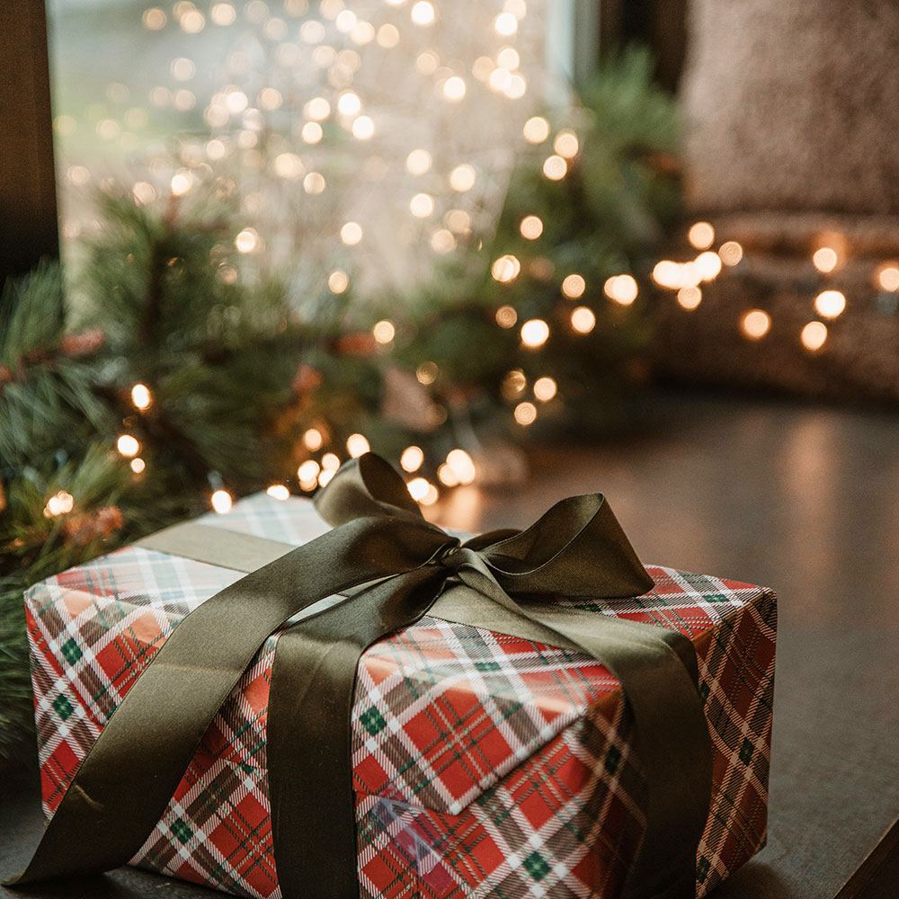 クリスマスプレゼントと装飾