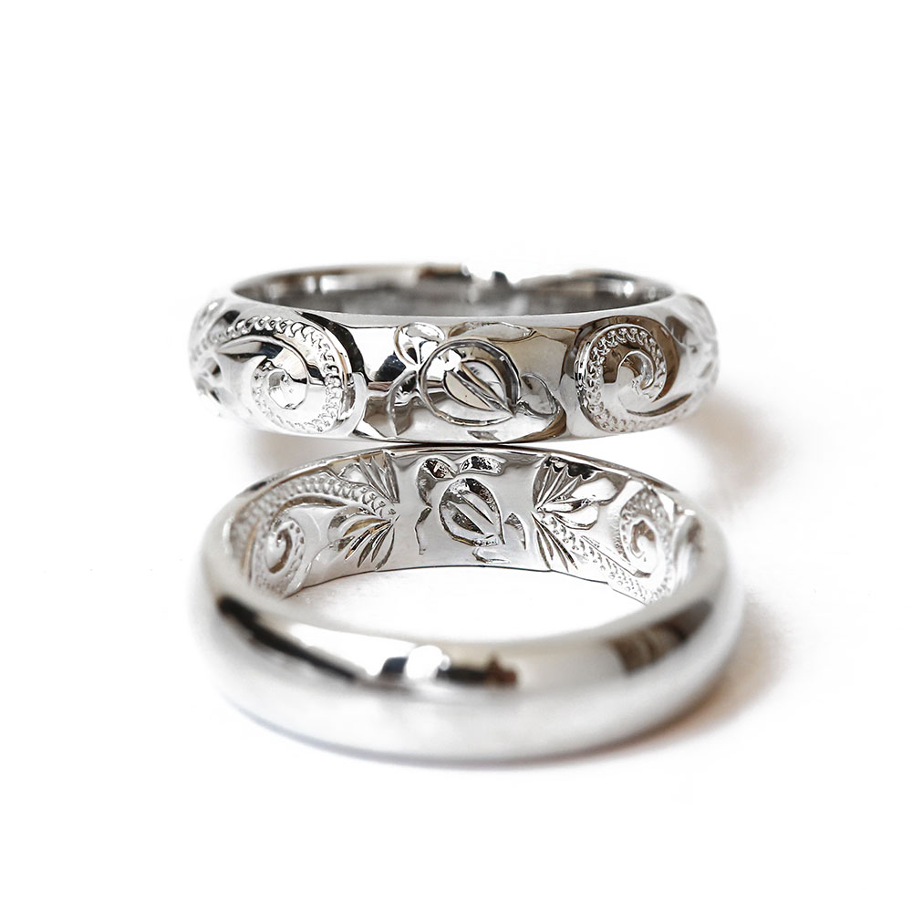 プラチナハワイアンジュエリー結婚指輪ホヌがワンポイント